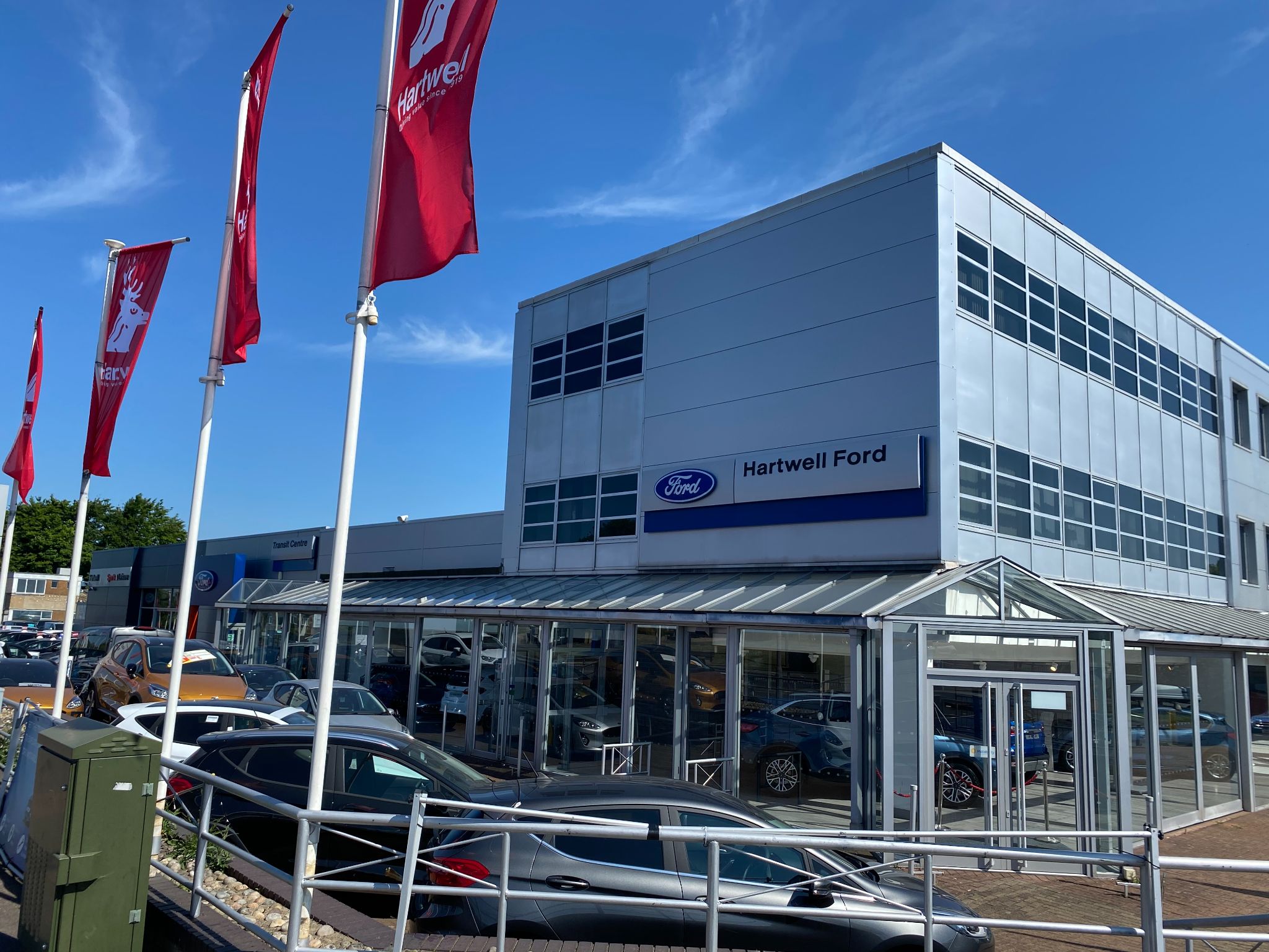 Hartwell Dunstable Ford Car dealership in Dunstable AutoTrader